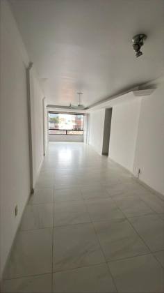 Apartamento à venda com 3 quartos, sendo 2 suítes, do Alto Branco, em Campina Grande