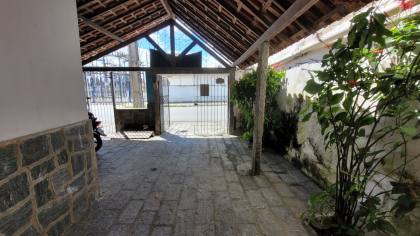 Casa à venda com 3 quartos no bairro Catolé em Campina Grande