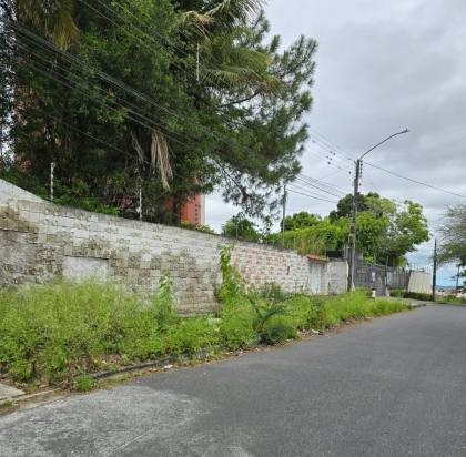 Terreno à venda no bairro Bela Vista, próximo a campo do Campinense Clube