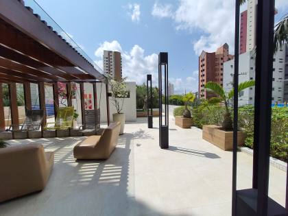 Apartamento à venda com 3 quartos, sendo 2 suítes + DCE no centro de Campina Grande