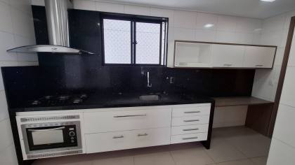 Apartamento à venda todo projetado, com 3 suítes, no bairro Catolé em Campina Grande