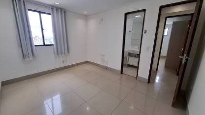 Apartamento à venda todo projetado, com 3 suítes, no bairro Catolé em Campina Grande