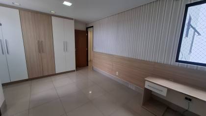 Apartamento à venda todo projetado, com 3 suítes, no bairro Catolé em Campina Grande