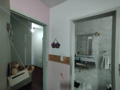 Casa para locação, residencial ou comercial, com 6 quartos, sendo 3 suítes no bairro Catolé em Campina Grande