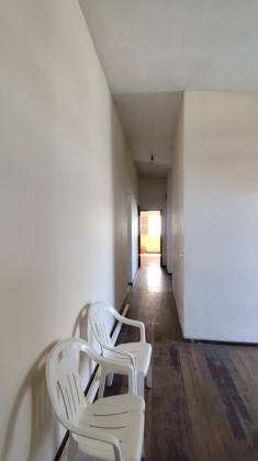 Casa com terreno grande à venda com 3 quartos, sendo 1 suíte no bairro Jardim Paulistano em Campina Grande