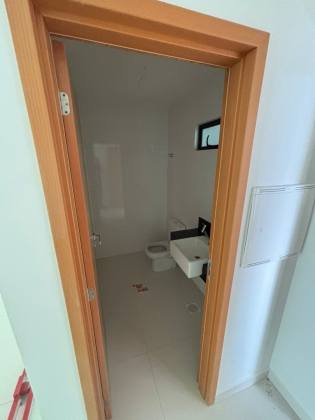 Sala comercial à venda as margens do Açude Velho, em Campina Grande