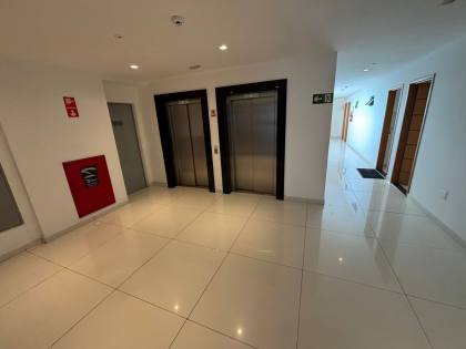 Sala comercial à venda as margens do Açude Velho, em Campina Grande