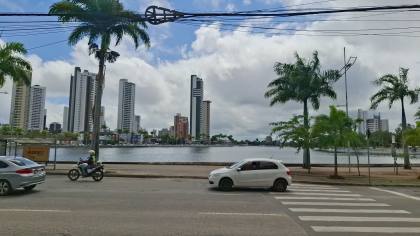 Sala comercial à venda as margens do Açude Velho, em Campina Grande