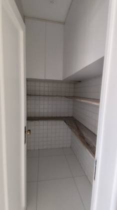 Apartamento  à venda com 3 quartos, sendo 2 suítes no bairro Jardim Tavares em Campina Grande