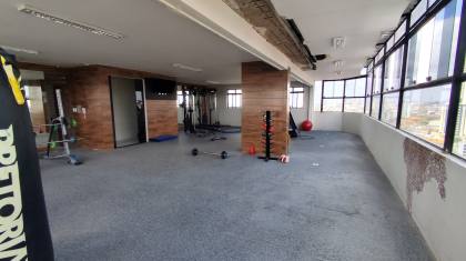 Apartamento  à venda com 3 quartos, sendo 2 suítes no bairro Jardim Tavares em Campina Grande