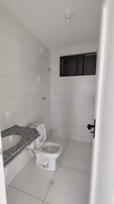 Apartamento  à venda com 3 quartos, sendo 2 suítes no bairro Jardim Tavares em Campina Grande