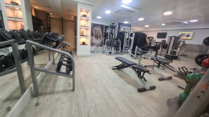 Cobertura à venda - PORTEIRA FECHADA - com 2 quartos, sendo 1 suíte no bairro Tambaú em João Pessoa