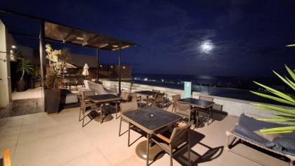 Cobertura à venda - PORTEIRA FECHADA - com 2 quartos, sendo 1 suíte no bairro Tambaú em João Pessoa