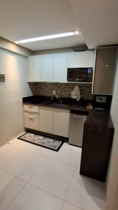 Cobertura à venda - PORTEIRA FECHADA - com 2 quartos, sendo 1 suíte no bairro Tambaú em João Pessoa