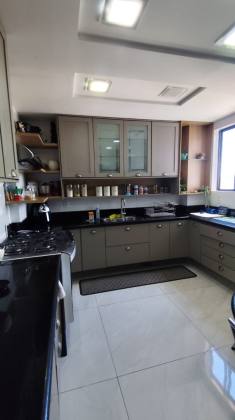 Apartamento à venda com 3 quartos, sendo 3 suítes no bairro Prata em Campina Grande