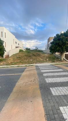 Lote / Terreno de Condomínio à venda no Condomínio Alphaville em Campina Grande