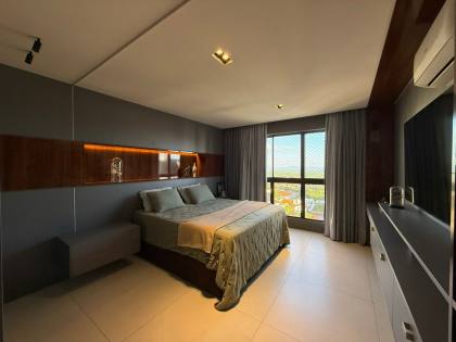 Apartamento à venda com 3 quartos, sendo 3 suítes, no bairro Mirante, em Campina Grande