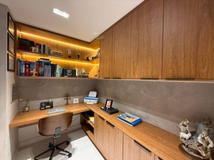 Apartamento à venda com 3 quartos, sendo 3 suítes, no bairro Mirante, em Campina Grande