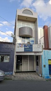 Prédio comercial à venda no centro de Campina Grande.