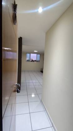 Apartamento à venda com 2 quartos, sendo 1 suíte no bairro Catolé em Campina Grande
