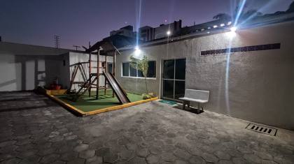 Apartamento à venda com 2 quartos, sendo 1 suíte no bairro Catolé em Campina Grande