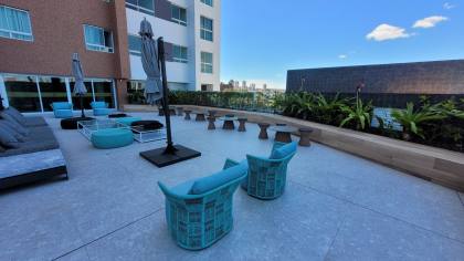 Apartamento à venda com 3 quartos, sendo 2 suítes no bairro José Pinheiro em Campina Grande