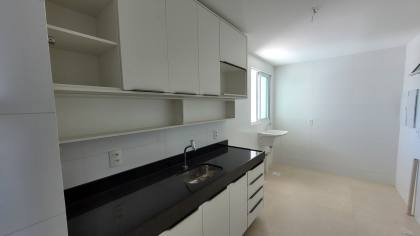 Apartamento à venda com 3 quartos, sendo 2 suítes no bairro José Pinheiro em Campina Grande