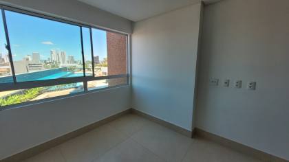 Apartamento à venda com 3 quartos, sendo 2 suítes no bairro José Pinheiro em Campina Grande