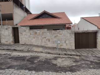 Casa à venda, 325 m² por R$ 600.000,00 - Alto Branco - Campina Grande/PB