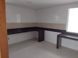 Casa de Condomínio Para Vender com 5 quartos 5 suítes no bairro Condomínio Atmosphera Eco Residence em Lagoa Seca