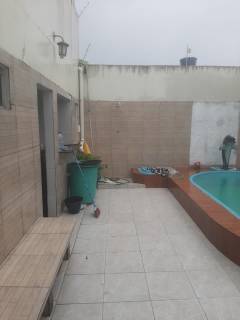 Casa com à venda com 4 quartos, sendo 2 suítes, em Campina Grande