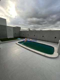 Duplex em Condomínio Para Vender com 4 quartos 3 suítes no bairro Itararé em Campina Grande