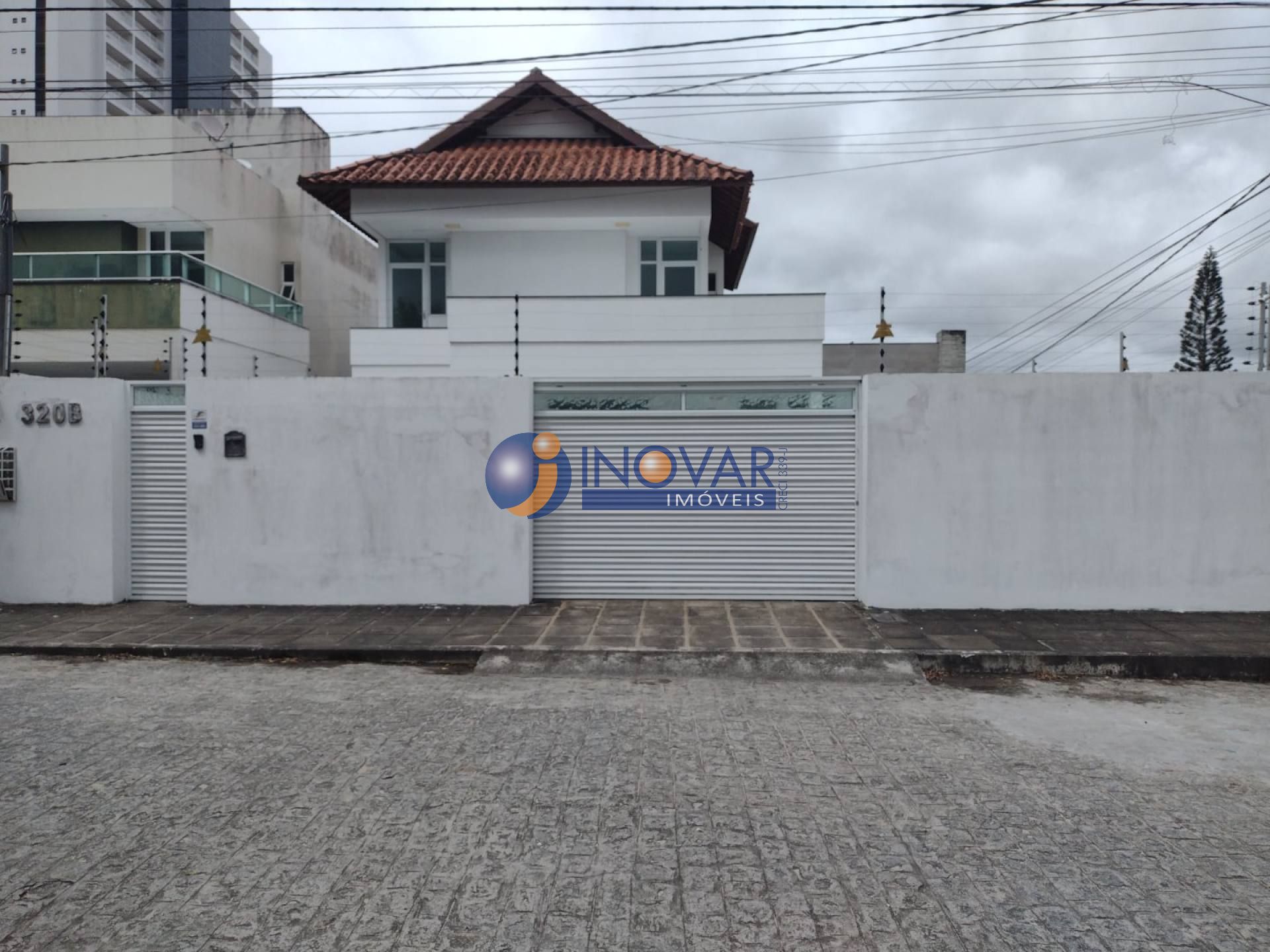 Casa Para Vender com 4 quartos 3 suítes no bairro Sandra Cavalcante em Campina Grande