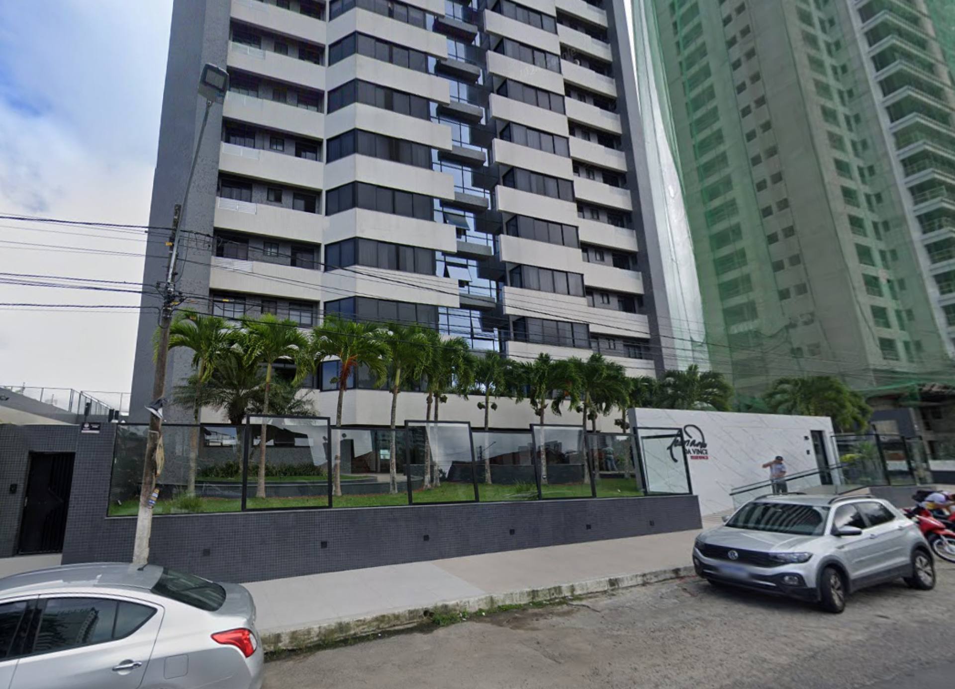 Apartamento Para Vender com 3 quartos 3 suítes no bairro Mirante em Campina Grande