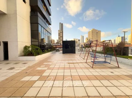 Apartamento com 4 Quartos e 6 banheiros à Venda, 196 m² por R$ 890.000 - MANAÍRA