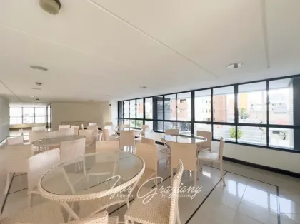 Apartamento com 4 Quartos e 6 banheiros à Venda, 196 m² por R$ 890.000 - MANAÍRA
