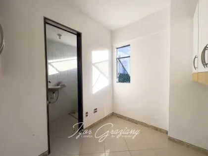 Apartamento com 4 Quartos e 6 banheiros à Venda, 196 m² por R$ 890.000 - MANAÍRA