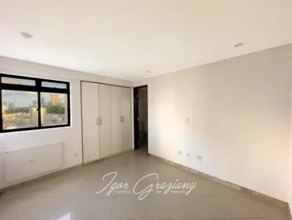 Apartamento com 4 Quartos e 6 banheiros à Venda, 196 m² por R$ 890.000 - MANAÍRA
