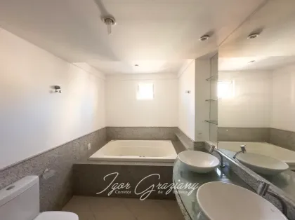 Apartamento com 4 Quartos e 6 banheiros à Venda, 196 m² por R$ 890.000 - MANAÍRA