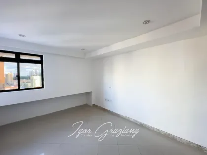 Apartamento com 4 Quartos e 6 banheiros à Venda, 196 m² por R$ 890.000 - MANAÍRA