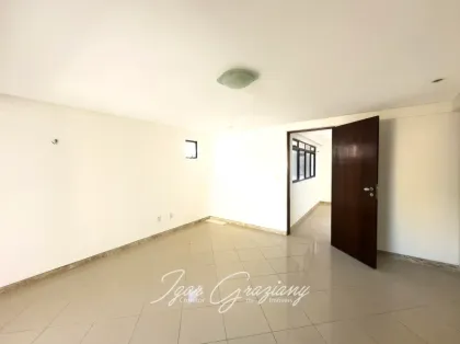 Apartamento com 4 Quartos e 6 banheiros à Venda, 196 m² por R$ 890.000 - MANAÍRA