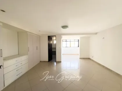 Apartamento com 4 Quartos e 6 banheiros à Venda, 196 m² por R$ 890.000 - MANAÍRA