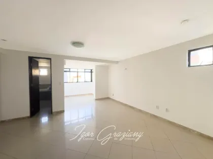 Apartamento com 4 Quartos e 6 banheiros à Venda, 196 m² por R$ 890.000 - MANAÍRA