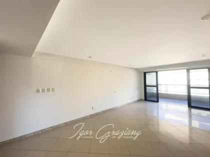 Apartamento com 4 Quartos e 6 banheiros à Venda, 196 m² por R$ 890.000 - MANAÍRA