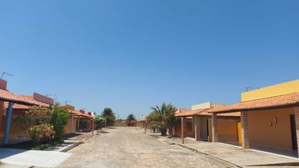 Casa À Venda Em Cond. - Luís Correia - PI