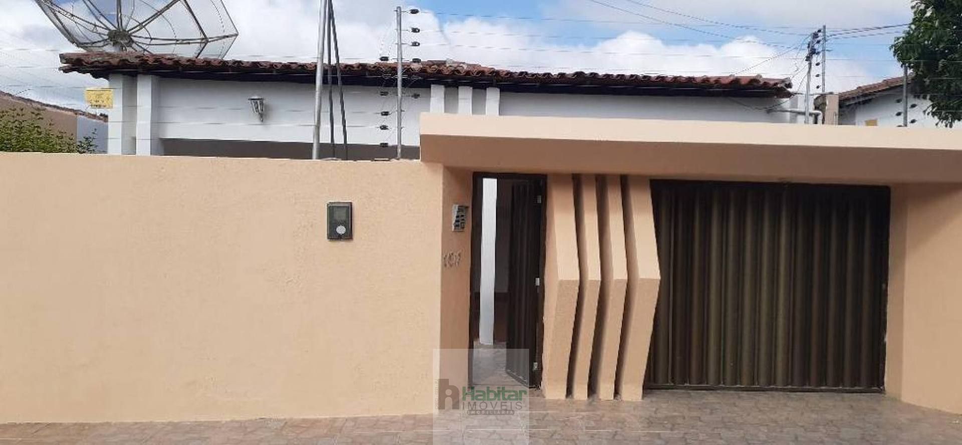 Casa À venda - Bairro Saci