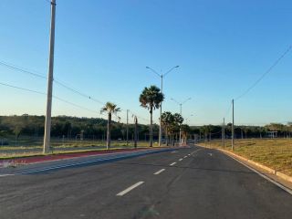 LOTE / TERRENO NO BAIRRO PLANEJADO VILLA IMPERIAL