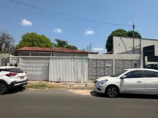 Casa À Venda - Bairro de Fátima