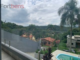 Casa de Condomínio Para Vender com 3 quartos 3 suítes no bairro Alpes de Caieiras em Caieiras