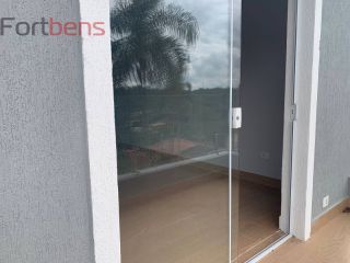 Casa de Condomínio Para Vender com 3 quartos 3 suítes no bairro Alpes de Caieiras em Caieiras